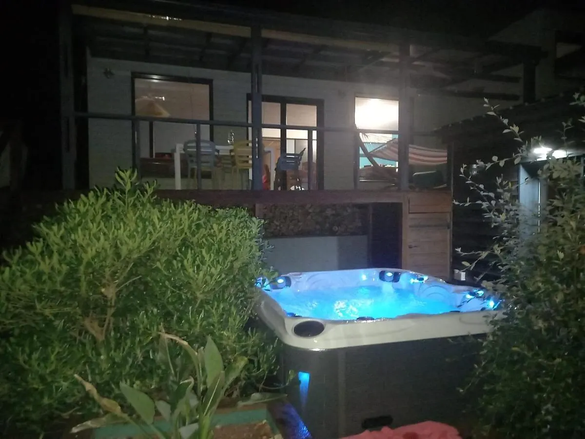 Magnifique Villa Avec Jacuzzi Pluherlin